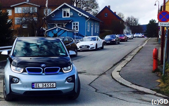 Elektrisk 1. mai tog i Lillehammer